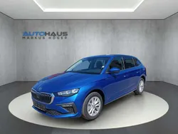 Raceblau metallic Neu 2024 Skoda Scala Drive Kleinwagen | 27.490 € (Etwas zu teuer)