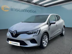 Grau Gebraucht 2021 Renault Clio V Kleinwagen | 14.899 € (Guter Preis)