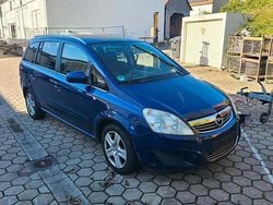 Blau Gebraucht 2010 Opel Zafira Van / Kleinbus | 1.000 € (Superpreis)