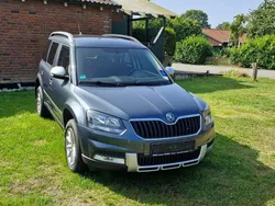 Grün Gebraucht 2017 Skoda Yeti Ambition SUV | 14.500 € (Fairer Preis)