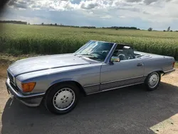 Grau Gebraucht 1988 Mercedes 560 Cabrio | 18.890 €