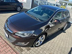 Braun Gebraucht 2015 Opel Astra Exklusiv Kombi | 3.870 € (Superpreis)