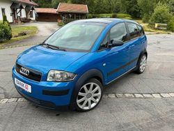 Blau Gebraucht 2004 Audi A2 Sport Kleinwagen | 4.890 €