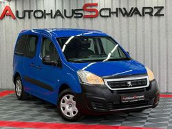 Blau Gebraucht 2017 Peugeot Partner Van / Kleinbus | 8.490 € (Fairer Preis)