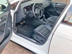 Weiß Gebraucht 2020 VW Golf VII R Kombi | 22.000 € (Superpreis)