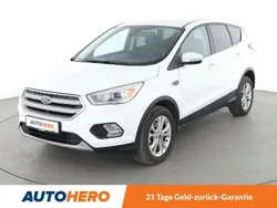 Weiß Gebraucht 2017 Ford Kuga Titanium SUV | 15.220 € (Fairer Preis)
