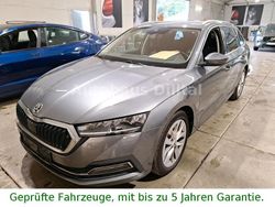 Grau Gebraucht 2022 Skoda Octavia Kombi | 15.995 € (Fairer Preis)