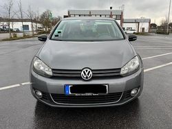 Grau Gebraucht 2011 VW Golf VI Style Limousine | 7.100 € (Fairer Preis)