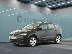 Schwarz Gebraucht 2019 Skoda Karoq Style SUV | 24.925 € (Fairer Preis)
