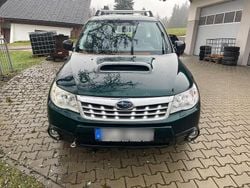 Grün Gebraucht 2011 Subaru Forester SUV | 2.490 € (Superpreis)