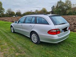 Silber Gebraucht 2006 Mercedes 320 Avantgarde Kombi | 6.200 €