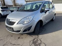 Silber Gebraucht 2011 Opel Meriva Edition Van / Kleinbus | 2.222 € (Superpreis)