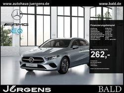 Silber hightech silver metallic Gebraucht 2024 Mercedes A180 Progressive Limousine | 27.840 € (Guter Preis)