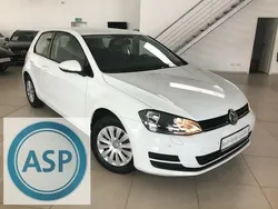 Weiß Gebraucht 2016 VW Golf VII Trendline Limousine | 8.889 € (Guter Preis)