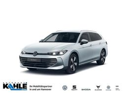 Silber Neu 2025 VW Passat Business Kombi | 56.329 €