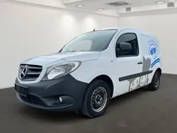 Weiß Gebraucht 2013 Mercedes Citan 109 Van / Kleinbus | 8.790 € (Fairer Preis)