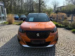 Orange fusion/metallic Gebraucht 2021 Peugeot 2008 GT SUV | 19.190 € (Fairer Preis)