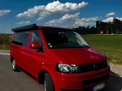 Rot Gebraucht 2011 VW T5 Van | 31.999 €