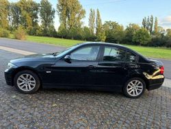 Schwarz ii Gebraucht 2007 BMW 318 Limousine | 2.300 € (Guter Preis)
