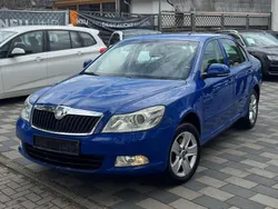 Modra dynamique/dynamic blau Gebraucht 2009 Skoda Octavia Elegance Kleinwagen | 5.999 € (Fairer Preis)