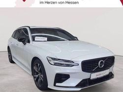 Crystal weißperleffekt Gebraucht 2020 Volvo V60 R-Design Kombi | 28.290 € (Fairer Preis)