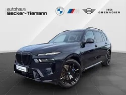 M carbonschwarz Gebraucht 2024 BMW X7 Comfort Edition SUV | 95.710 € (Teuer)