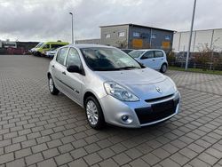 Silber Gebraucht 2009 Renault Clio III Kleinwagen | 3.450 € (Etwas zu teuer)