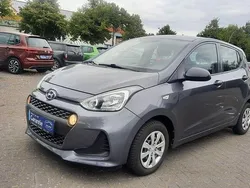 Grau Gebraucht 2018 Hyundai i10 Classic Kleinwagen | 6.890 € (Fairer Preis)