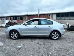 Silber Gebraucht 2004 Mazda 3 Limousine | 2.899 € (Fairer Preis)