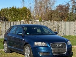 Blau Gebraucht 2004 Audi A3 Comfort Limousine | 3.699 € (Etwas zu teuer)