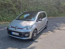 Silber Gebraucht 2019 VW up! Beats Kleinwagen | 15.900 € (Fairer Preis)
