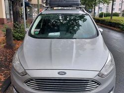 Silber Gebraucht 2018 Ford Grand C-Max Van / Kleinbus | 15.500 €