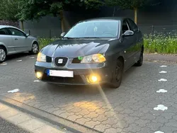 Grau Gebraucht 2008 Seat Ibiza Comfort Limousine | 2.550 € (Guter Preis)