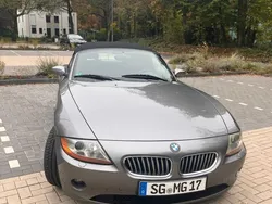 Grau Gebraucht 2003 BMW Z4 Sport Line Cabrio | 13.900 € (Fairer Preis)