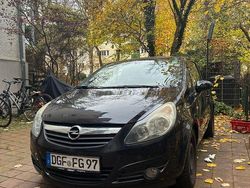 Schwarz Gebraucht 2010 Opel Corsa Limousine | 1.750 € (Guter Preis)