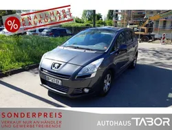 Lack grau shark/metalliclacki Gebraucht 2013 Peugeot 5008 Style Van / Kleinbus | 3.785 € (Superpreis)
