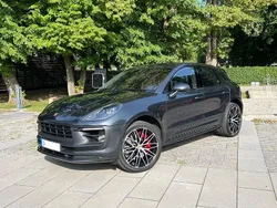 Grau Gebraucht 2023 Porsche Macan GTS Chrono SUV | 113.050 € (Teuer)