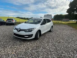 Weiß Gebraucht 2015 Renault Mégane III Authentique Limousine | 3.950 € (Fairer Preis)