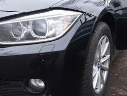 Schwarz Gebraucht 2015 BMW 320 Kombi | 10.790 € (Fairer Preis)