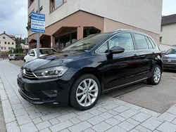 Schwarz Gebraucht 2016 VW Golf VII Highline Limousine | 14.999 € (Fairer Preis)