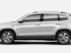 Brillantsilber metallic Neu 2025 Skoda Karoq Selection SUV | 35.239 € (Guter Preis)