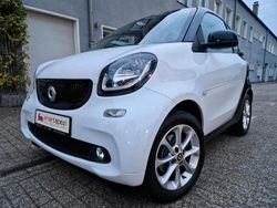 Weiß Gebraucht 2015 Smart ForTwo Coupé Kleinwagen | 12.999 € (Fairer Preis)