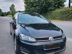 Schwarz Gebraucht 2014 VW Golf VII Kombi | 8.999 € (Etwas zu teuer)