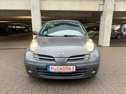 Grau Gebraucht 2006 Nissan Micra City Limousine | 2.798 € (Fairer Preis)