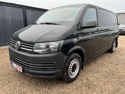 Schwarz Gebraucht 2015 VW T6 Van | 25.000 €