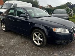 Blau Gebraucht 2006 Audi A4 Limousine | 2.200 € (Guter Preis)