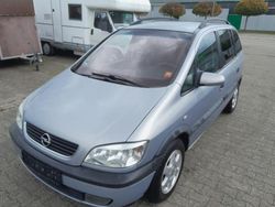 Silber Gebraucht 2001 Opel Zafira Edition Van / Kleinbus | 1.499 € (Fairer Preis)