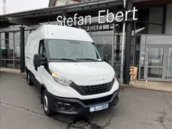 Weiß Gebraucht 2019 Iveco Daily | 17.890 €