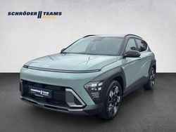 Mirage green / abyss black Gebraucht 2024 Hyundai Kona Prime SUV | 29.780 € (Fairer Preis)