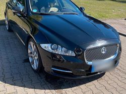 Schwarz Gebraucht 2011 Jaguar XJ Limousine | 7.500 €